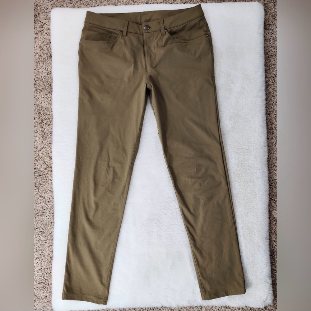 Lululemon ABC Pants, Khaki, Size 32